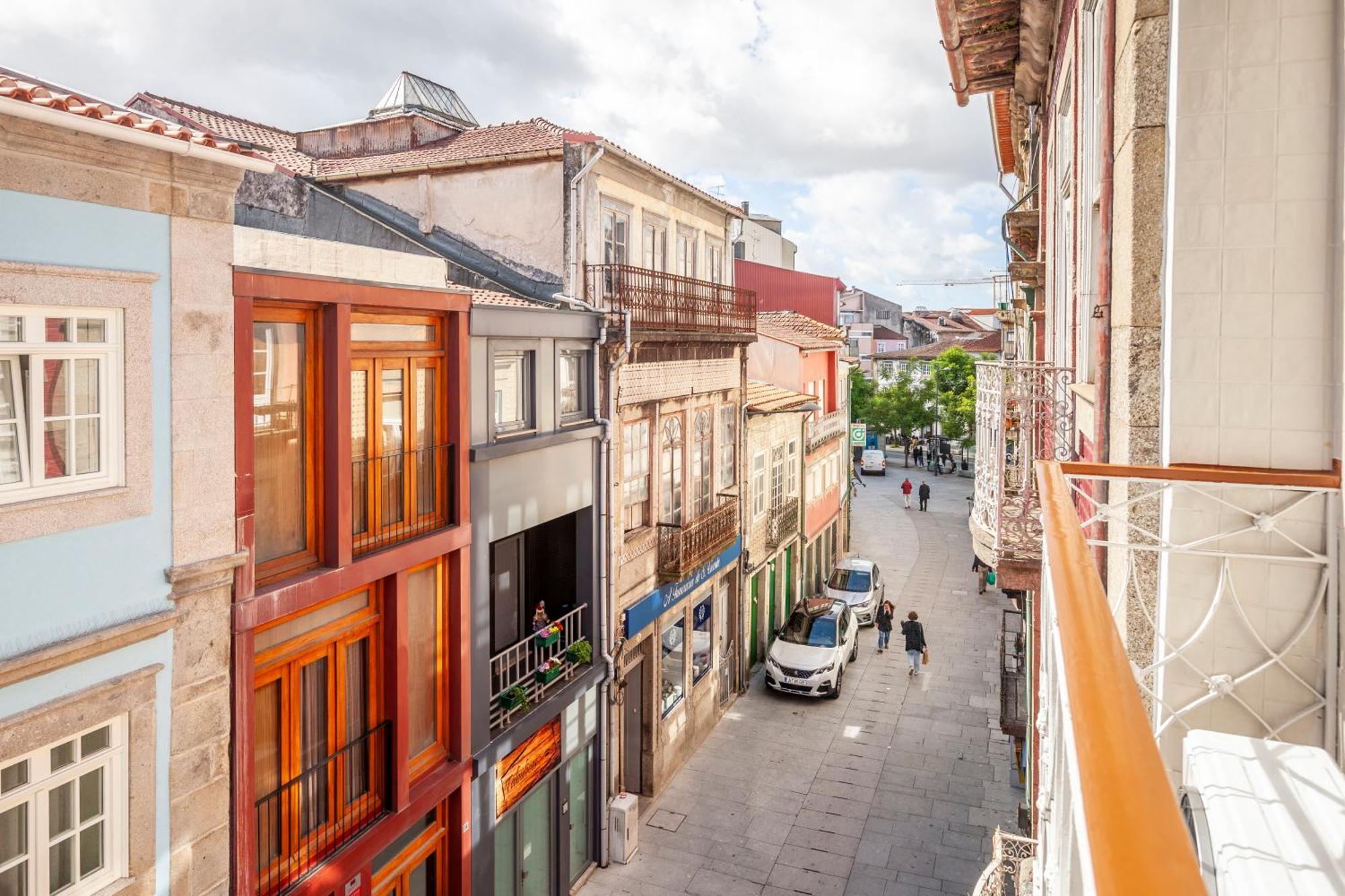 Rooms4You 2 In Historic Center Of Braga Exterior photo