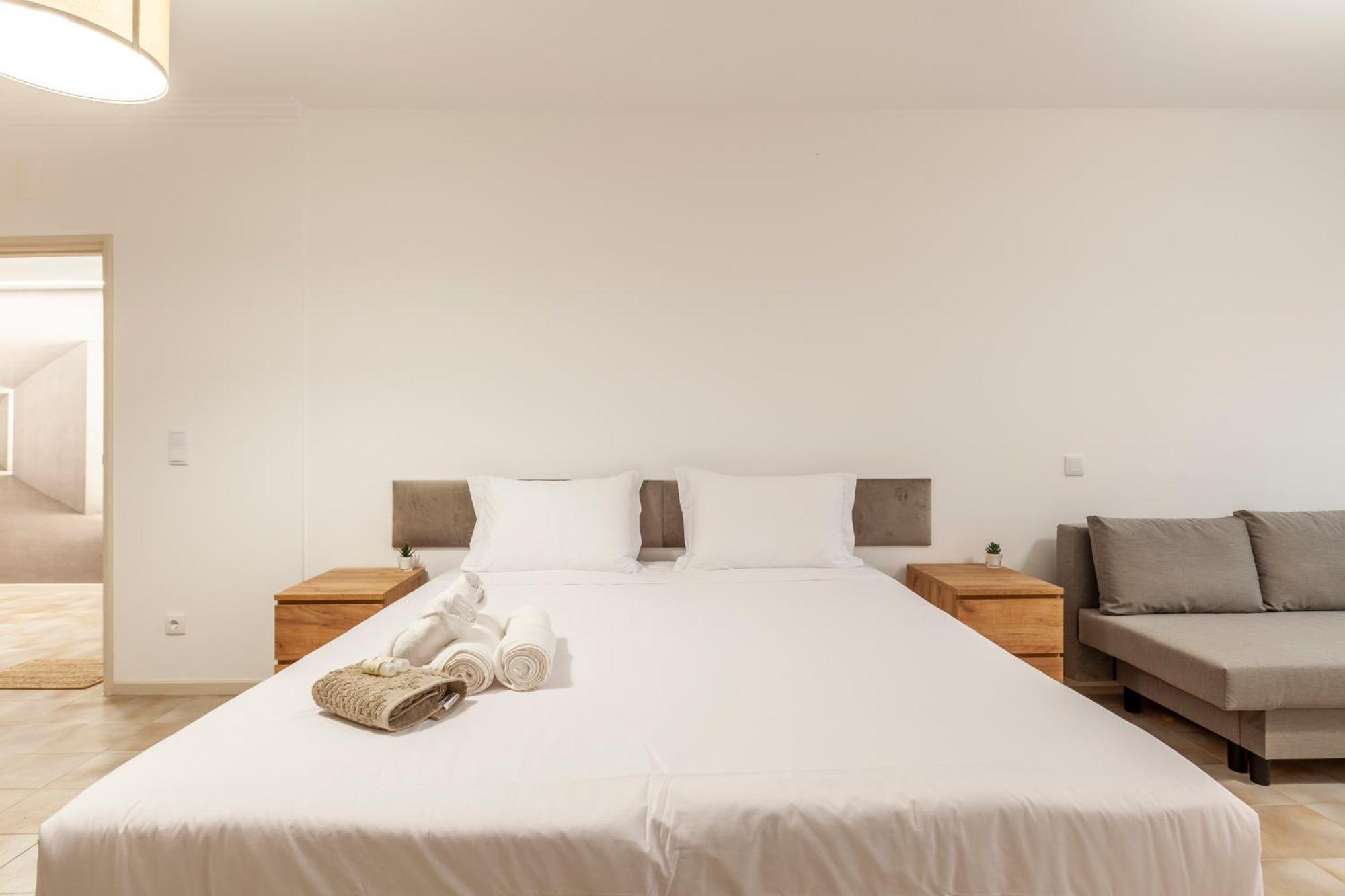 Rooms4You 2 In Historic Center Of Braga Exterior photo